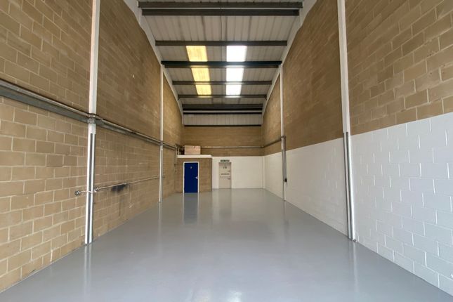 Thumbnail Warehouse to let in Unit 6, Brook Industrial Estate, Hayes UB4, Hayes,