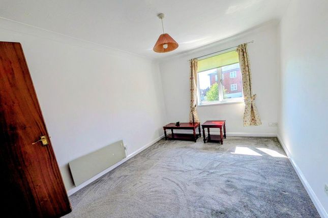 14, Lundy Court, Berks photo 5