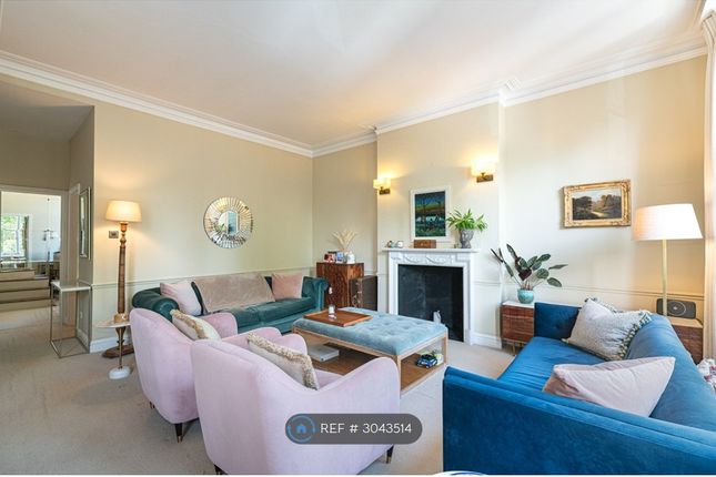 Flat, Lennox Gardens, London photo 3