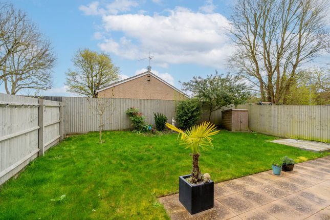 15 Farriers Way, Cambridge photo 4