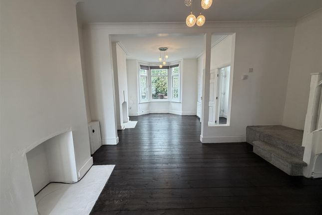 159, Winchester Road, London photo 2