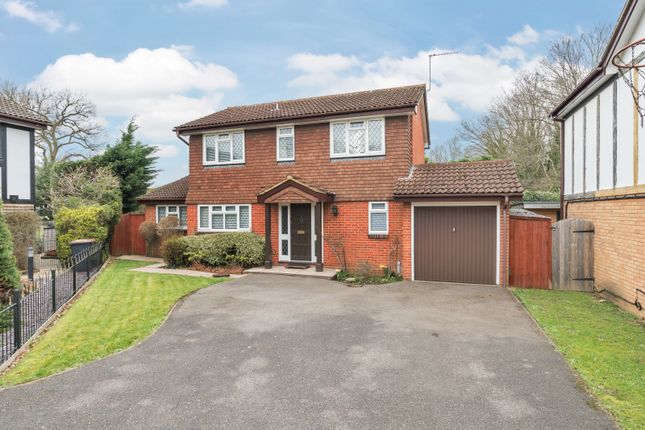Thumbnail Detached house for sale in Inglewood, Chertsey