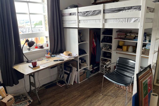 Room 5,, 8A, Crouch End Hill, London photo 3