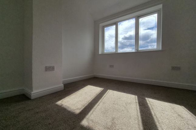 102, Sterndale Road, BIRMINGHAM photo 4
