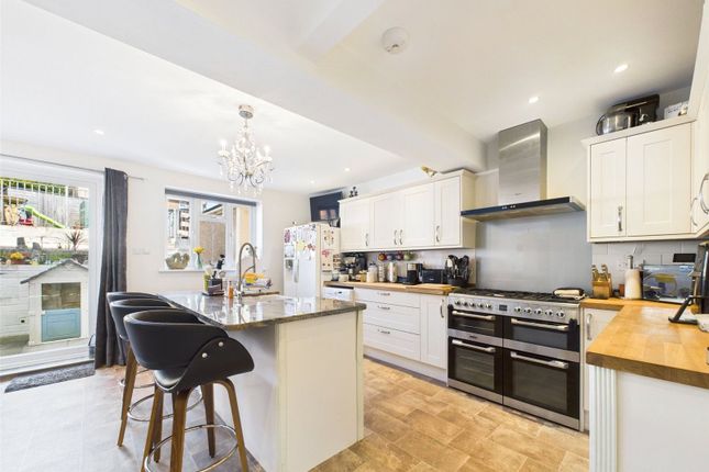 37, Smallack Drive, Devon photo 2