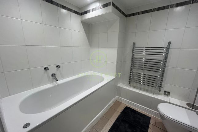 Flat to rent in W3, 51 Whitworth Street West, Manchester
