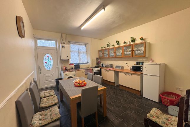 7, WESTFIELD ROAD, BRADFORD photo 4