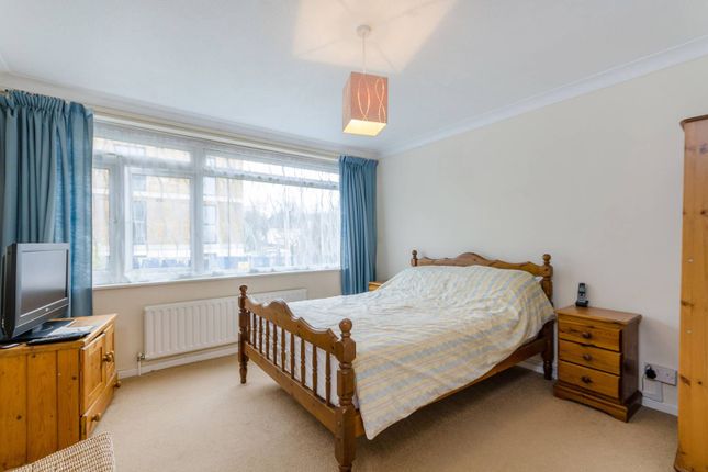 Thumbnail Flat to rent in St James Road, Sutton