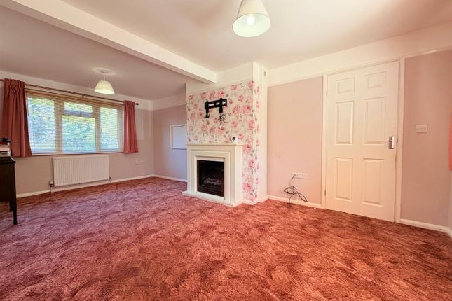4, Park Close, Silverton photo 3
