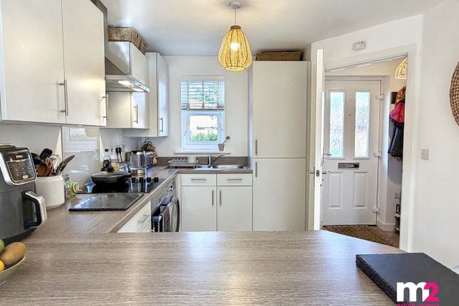 11, Bowcott Avenue, Abergavenny photo 3