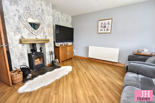 11, Himalaya Avenue, Barrow-in-Furness photo 2
