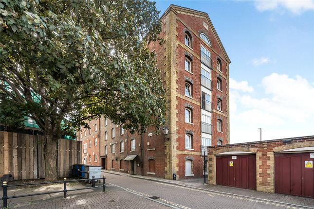 Flat 7, Porters House, Town Quay photo 5