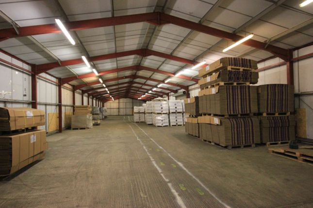 Warehouse to let in Hastings Road, Tunbridge Wells