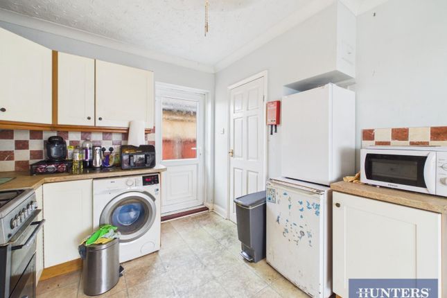 12, Leighton Close, Scarborough photo 4