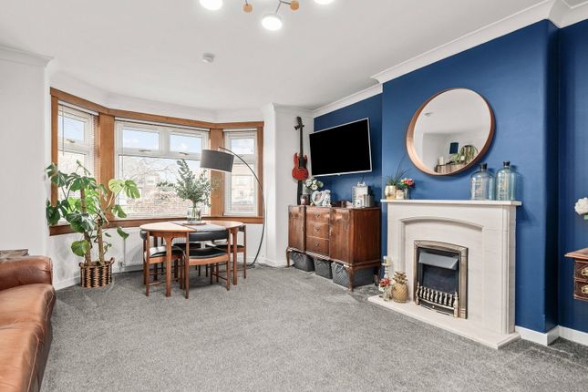 21, Elizabeth Avenue, Grangemouth photo 3