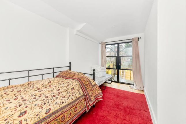 Property for sale in Chadwick Road, Peckham, London