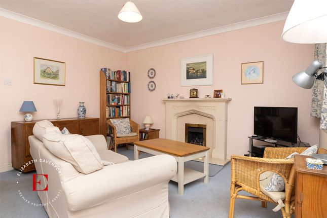 40 Lulworth Park, Kenilworth photo 2