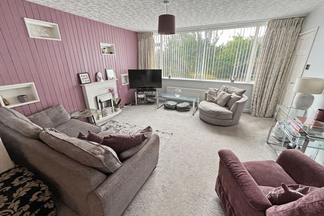 961 Manchester Road, Bury photo 3