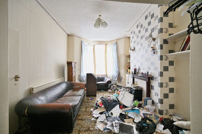 14, Clarendon Road, Blackpool photo 4