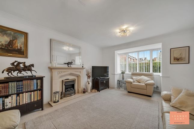 7 Wesley Road, Caerphilly photo 2