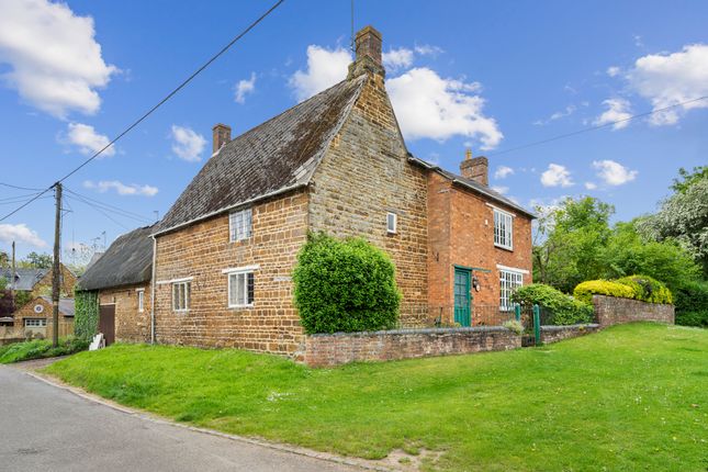 Thumbnail Detached house for sale in Brook Street, Moreton Pinkney