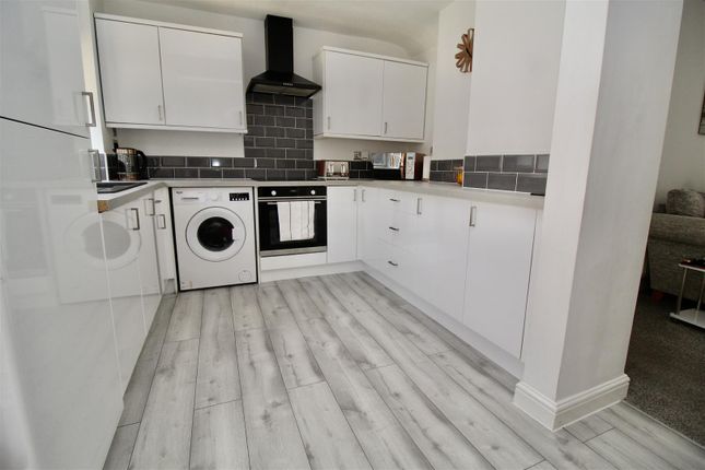 18, Glascote Grove, Birmingham photo 4