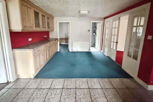 Roselea,, Peppercorn Walk, Grimsby photo 4