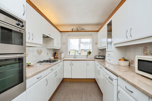39, Ridgeway, Etchingham photo 3