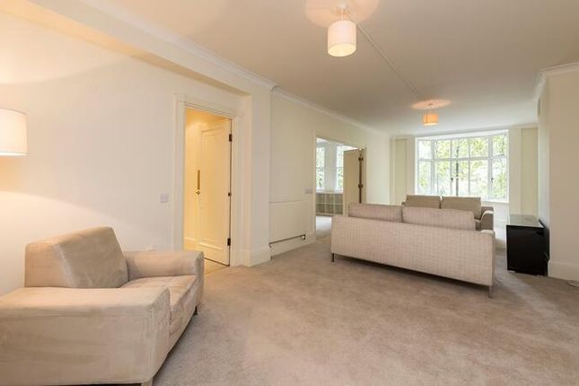 Apartment, 9, Strathmore Court, Park Road, London photo 2