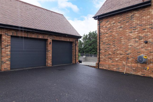 Detached house to rent in Old Orchard Drive, Monkton