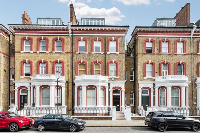 Flat to rent in Roland Gardens, South Kensington, London