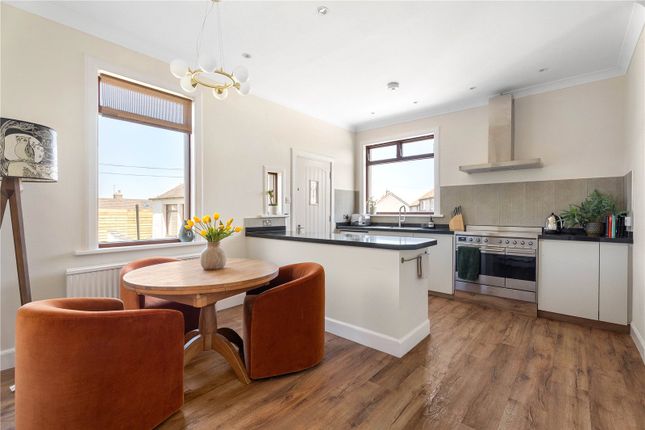 10, Wilkieston Road, Midlothian photo 4