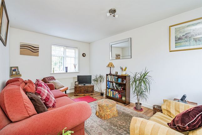 4, Dibdale Road West, Dudley photo 2