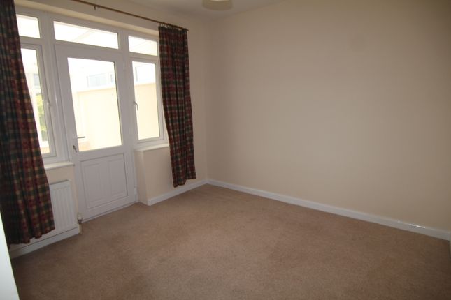 Bungalow to rent in Westcott Drive, Durham