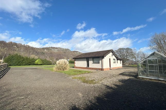 Detached house to rent in Kinfauns, Perth