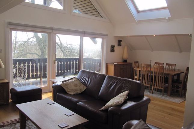 16 Home Wood, Henley Road, Marlow photo 2