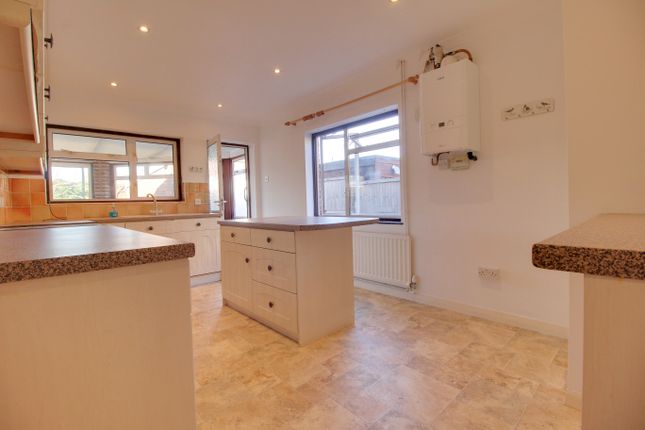 Borden Lane, Sittingbourne photo 4