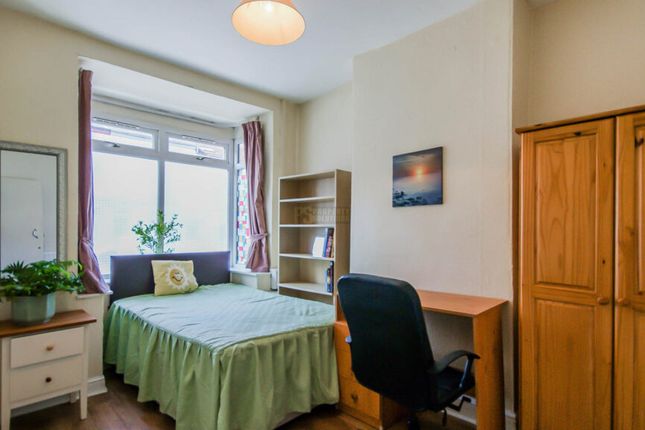 241, Hubert Road, Birmingham photo 4
