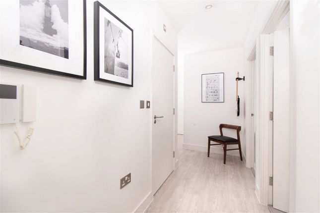 Flat for sale in Knightly Avenue, Cambridge