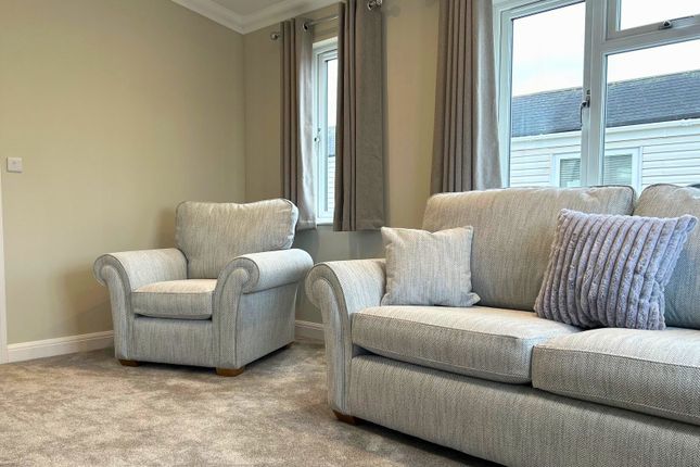 31, Mandalay, Whittlesey photo 2