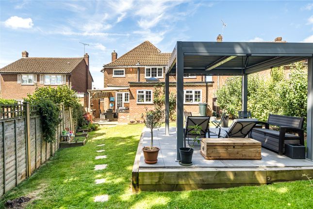 22, Hazell Way, Slough photo 4