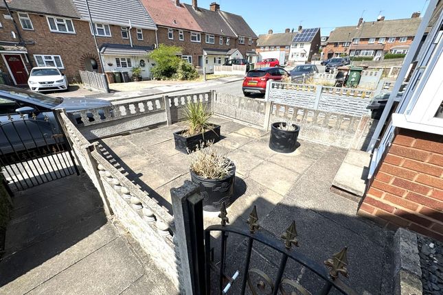 38 Neath Road, Walsall photo 2