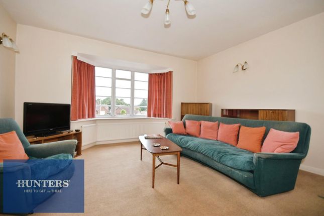 6, Amesbury Close, Chesterfield photo 4
