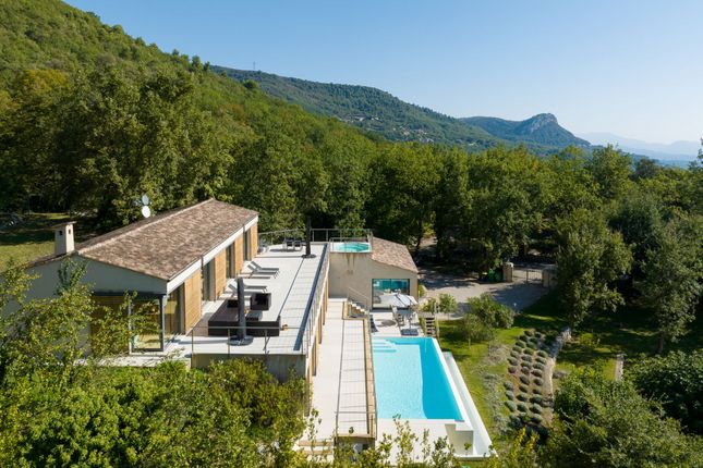 Thumbnail Villa for sale in Tourrettes-Sur-Loup, Provence-Alpes-Cote D'azur, 06140, France