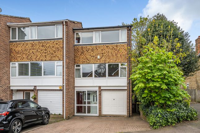 Thumbnail Town house for sale in Church Avenue, Sidcup