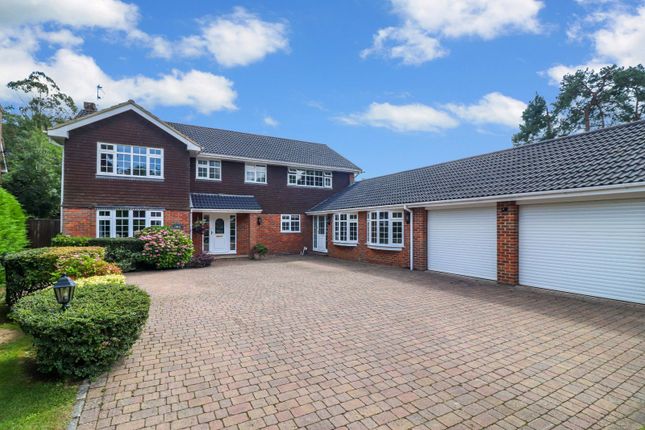 Thumbnail Detached house for sale in Manor Close, Penn