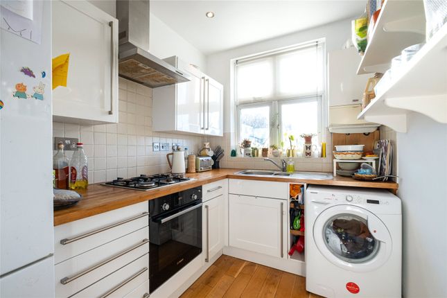 Flat for sale in Hill House Road, Streatham, London