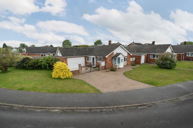 Detached bungalow for sale in Wetherby Crescent, Lincoln, Lincolnshire