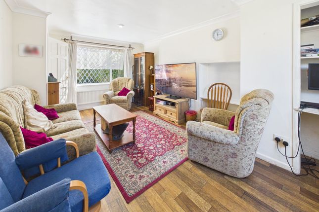 47 New Road, Kingham photo 2