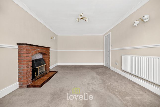 4 Wheatfield Drive, Grimsby photo 3
